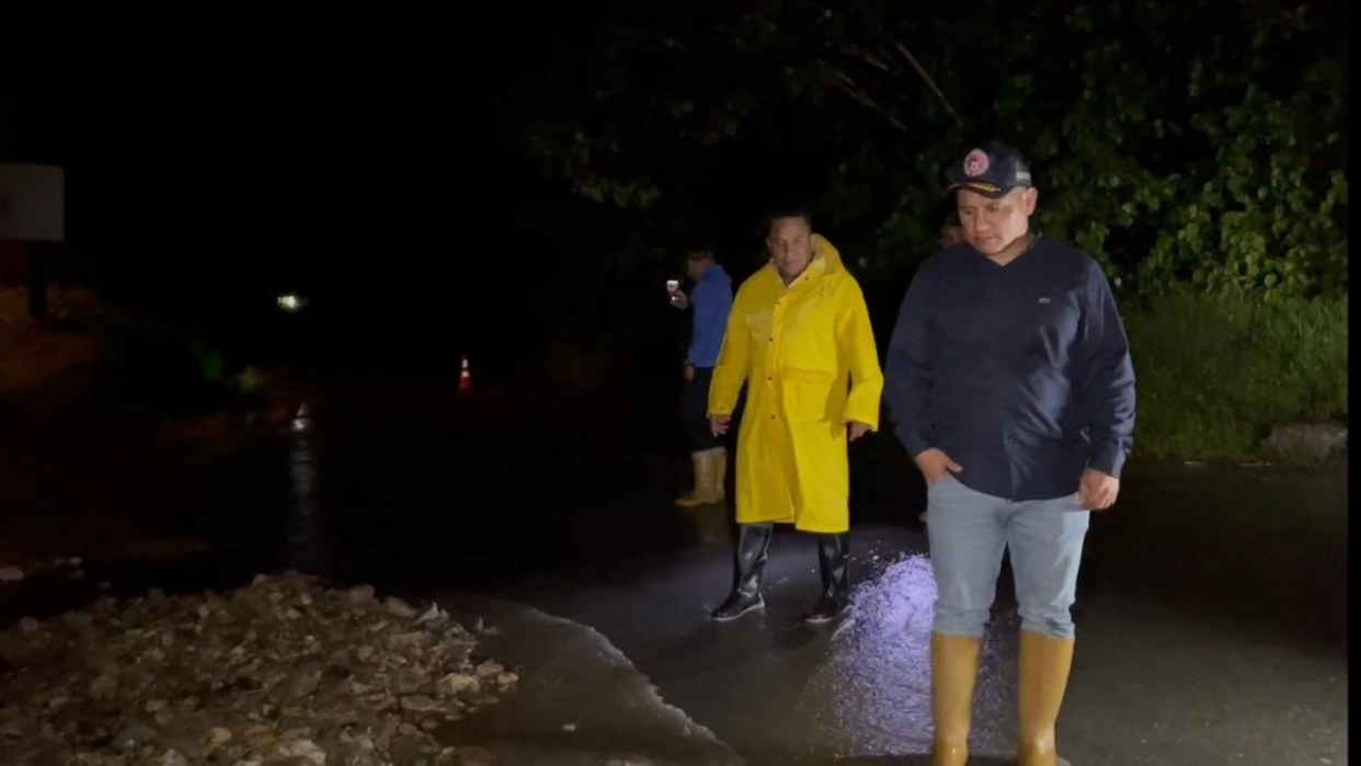 Desbordamiento del río Montalbán afecta zonas críticas tras fuertes lluvias en Mérida