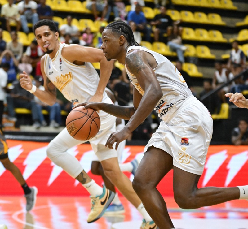 Gaiteros sigue primero y cinco equipos en el segundo lugar
