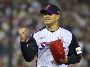 Yonny Chirinos logra su primer triunfo en la liga de Corea