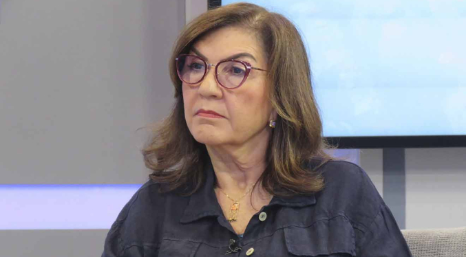Ministra Faría coordina créditos y dotación ABC para sector transporte