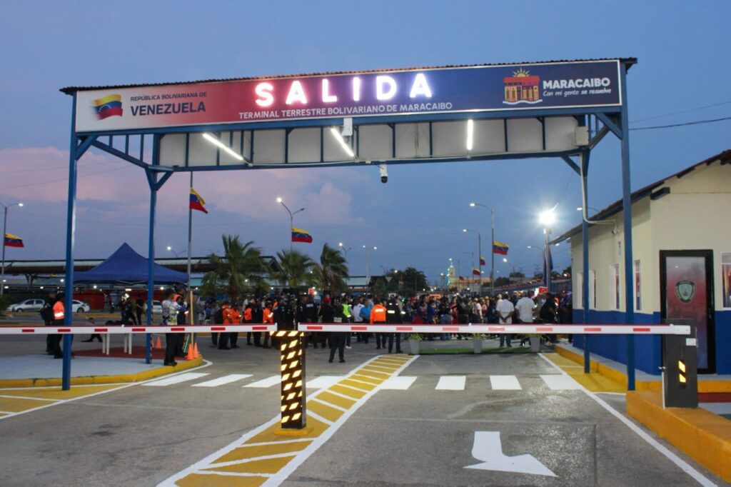 Alcalde Di Martino inaugura garita inteligente en terminal de Maracaibo