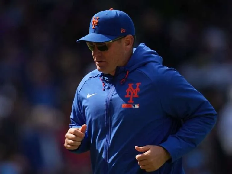Carlos Mendoza es despedido como mánager de los Mets