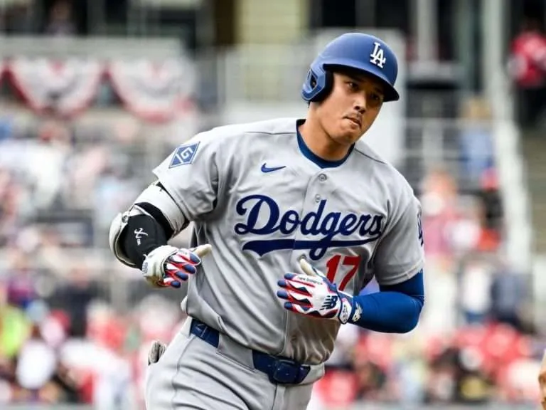 ​Shohei Ohtani fuera de la alineación por una lesión preventiva