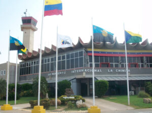 Cinco aeropuertos alternativos garantizan la conectividad aérea internacional del país